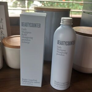 Beautycounter daily shampoo refill - Grapefruit